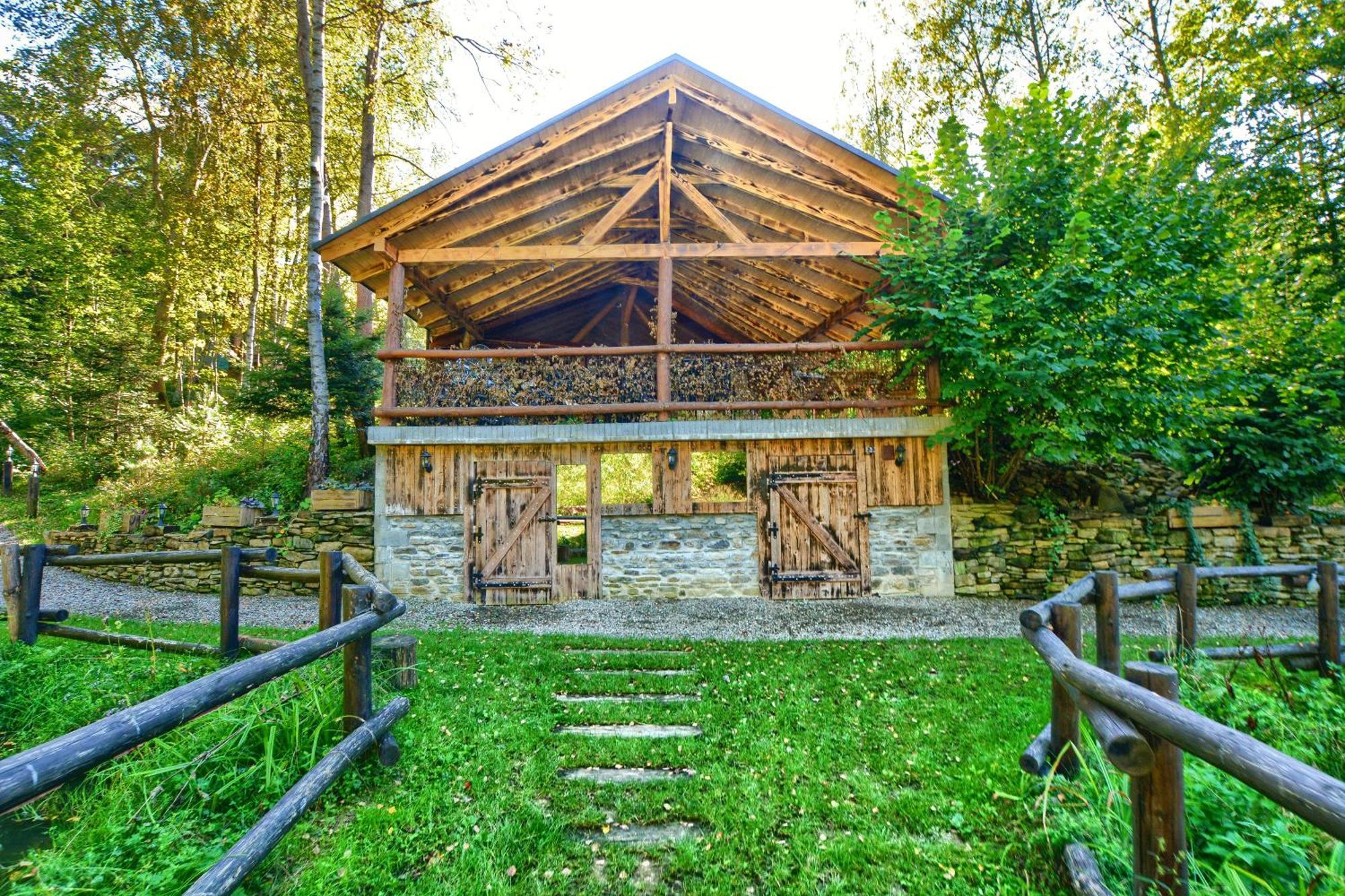 Osada Sroczy Jar Villa Rozpucie Exterior photo